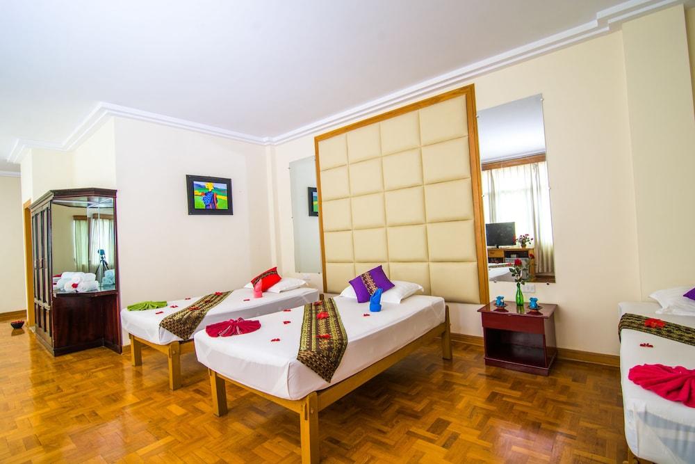 Royal Inlay Hotel Nyaung Shwe Bagian luar foto