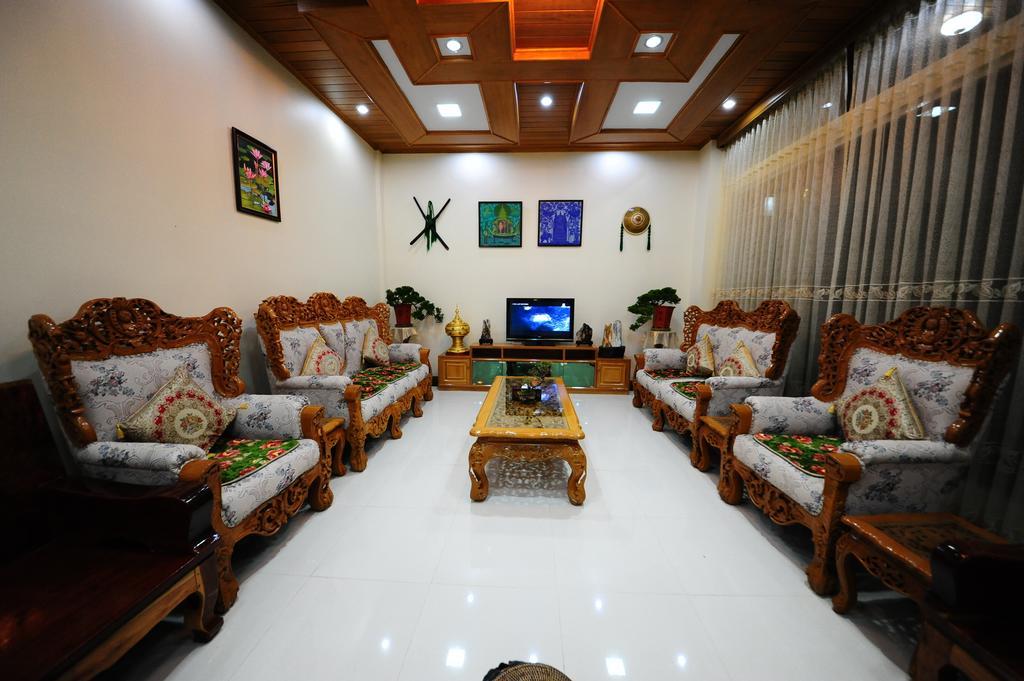 Royal Inlay Hotel Nyaung Shwe Bagian luar foto