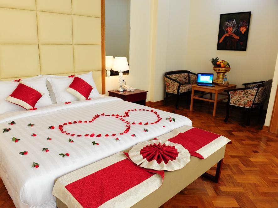 Royal Inlay Hotel Nyaung Shwe Bagian luar foto