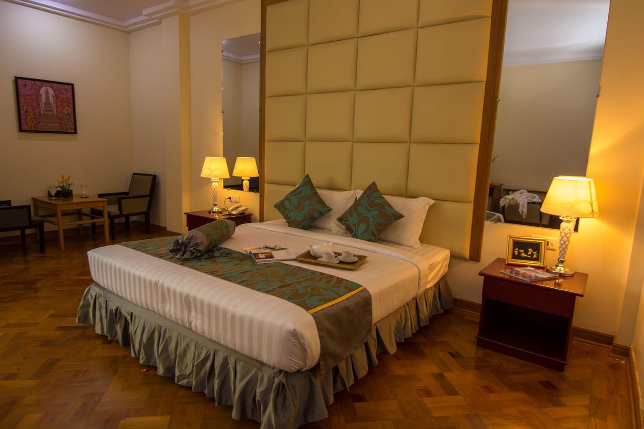 Royal Inlay Hotel Nyaung Shwe Bagian luar foto